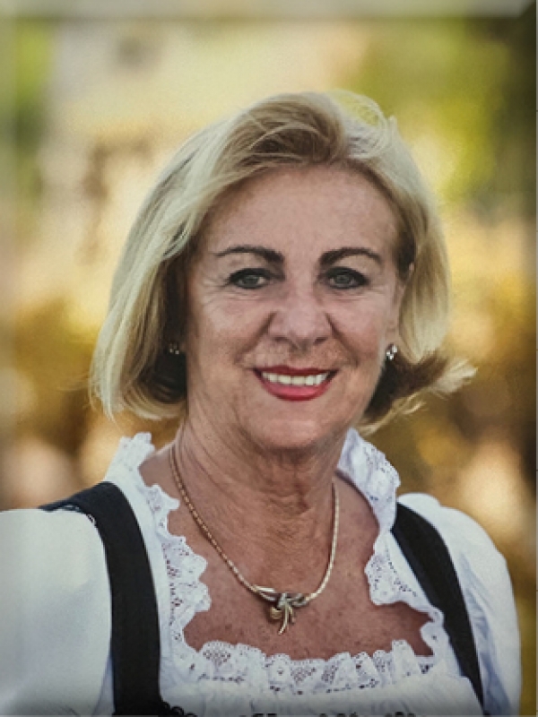 Gertraud Mayrhofer